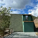 Warm Family Glamping With Kids Playground Nyaraló *
